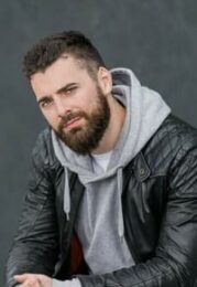 Daniel Cahill
